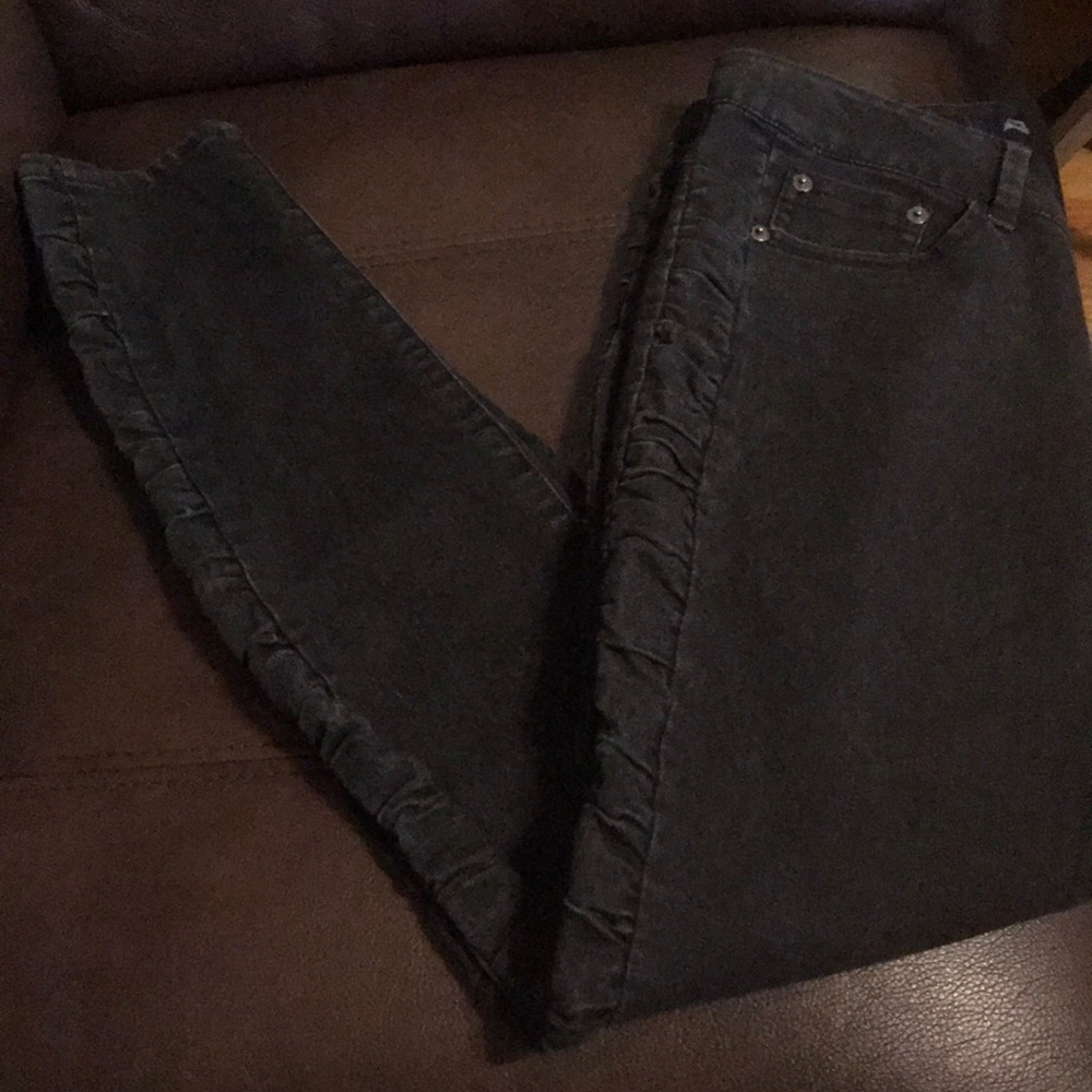 Black skinny leg ruched side jeans